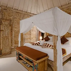  Villa Pratiwi